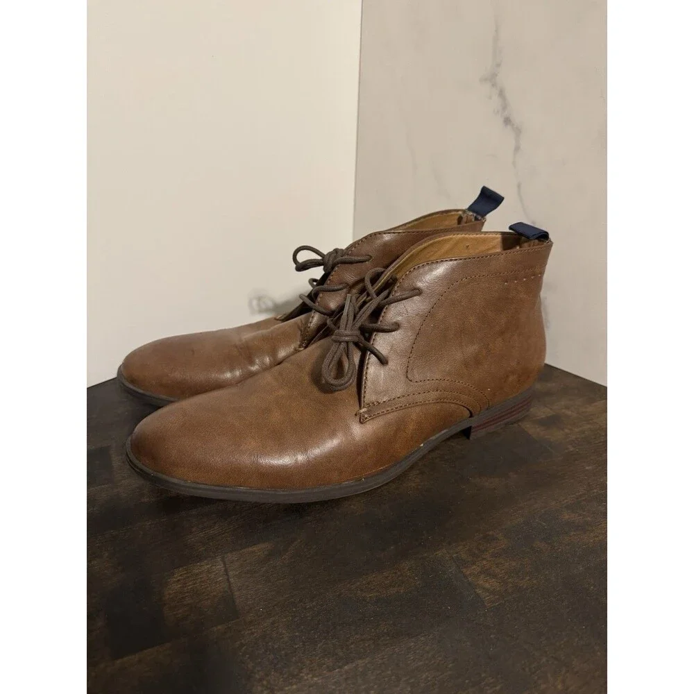 GUESS Men's Gmmorven Chukka Boots Brown Leather US 10 Ankle Casual Dress Shoes